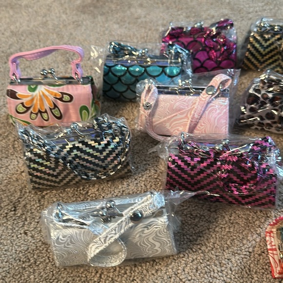 Bundle of mini/tiny purse’s - Picture 2 of 4